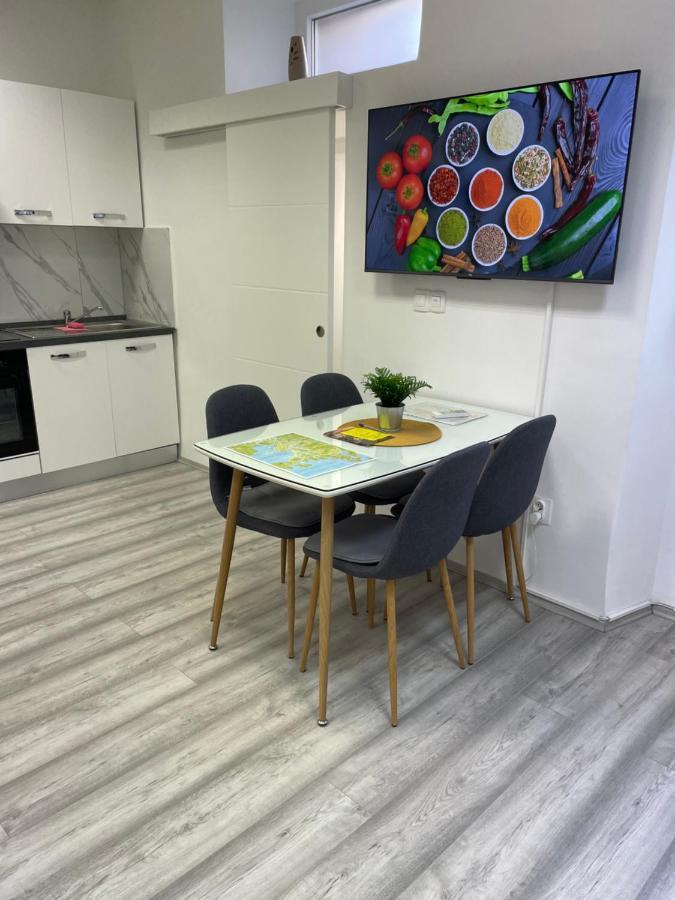Beauty In Centar Apartment *